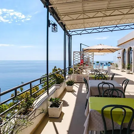Le Terrazze Sul Mare Appartement *